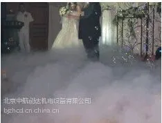 北京中航创达专业提供干冰设备清洗干冰清洗机 舞台干冰机