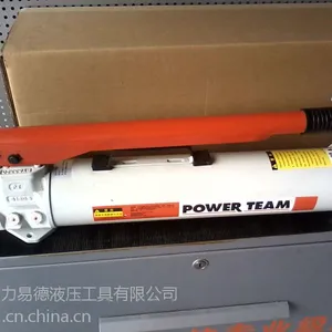 供应青岛进口液压手动泵,高压油管,快速接头,超高压压力表,液压油泵