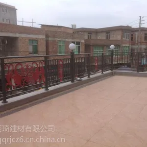 石狮铝合金阳台护栏:***铝合金阳台护栏佰琦建材有限公司供应