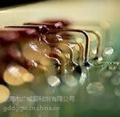 电子uv胶新品-低能量快速固化表干uv胶