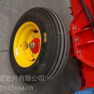 供应容量1.8方撒肥车 撒粪车 小四轮拖拉机配套施肥机械