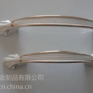 96/128mm 欧式仿古锌合金家具拉手型号7003厂家供应