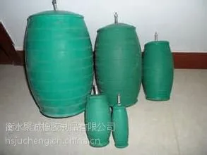 �����ܵ����ҷ��300mm-1500mm�����ң�