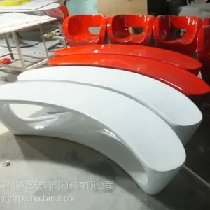 广场玻璃钢坐凳,玻璃钢组合坐凳,玻璃钢树池坐凳,河南玻璃钢坐凳加工,广场坐凳定制加工玻璃钢