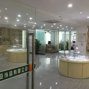 深圳市玛莉亚饰品有限公司