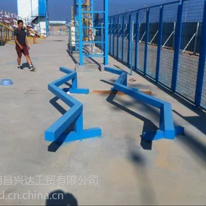 建筑安全平衡木体验