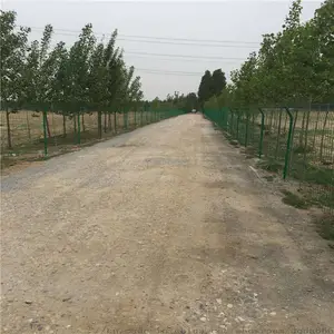 重庆仓库隔离网 南京隔离网 足球场防护网
