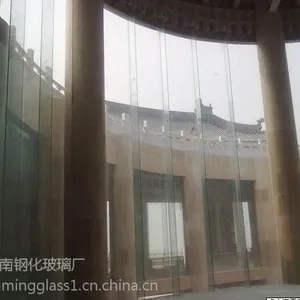 观致展厅15厘超白钢化玻璃