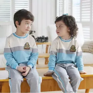 供应广州、中山、佛山私立幼儿园2015年款秋冬园服套装定做***韩版园服生产厂家能提供检测报告
