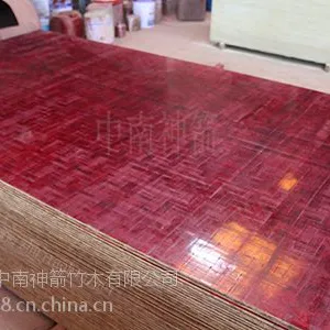 中南神箭厂家直销全薄帘工艺竹胶板模板 河南竹胶板价格 密实度好无空洞