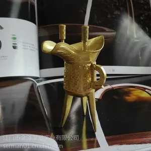 古代铜酒杯 仿古乾隆杯 三脚酒杯 铜制工艺品 黄铜摆件礼品批发