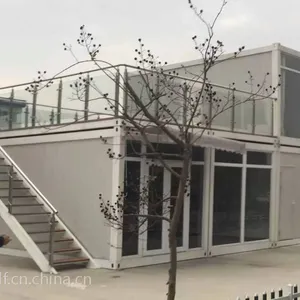 新疆折叠式住人集装箱活动房野营房屋