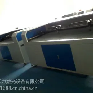 深圳服装激光裁剪机自动铺布自动叠布裁剪机
