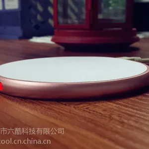 超薄铝合金无线充电器 ***私模无线充电板 iPhone无线充电器 桌面无线充电器