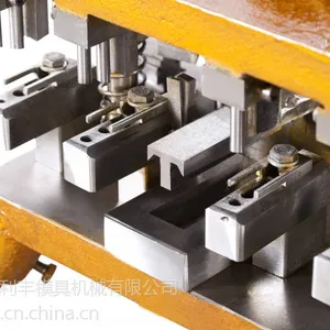 铝门窗模具