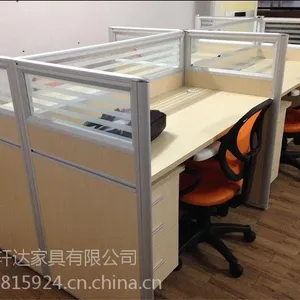 重庆办公屏风制造厂,卡位,隔断办公桌,四人位屏风隔断桌,椅子出售。