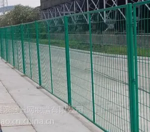 高速公路铁丝网@厦门哪有***道路护栏网@护栏网专业生产厂家