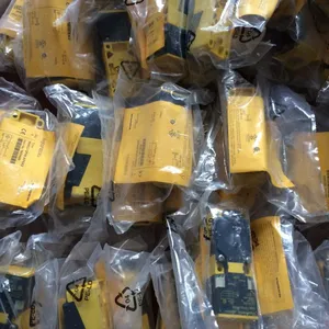 ***供应德国TURCK图尔克Ni40U-CP40-AP6X2电感式传感器