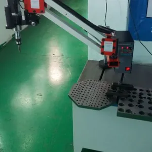 攻丝难,找锋速。锋速数控,专业生产电动攻丝机,气动攻丝机支架,工作台,钻夹头