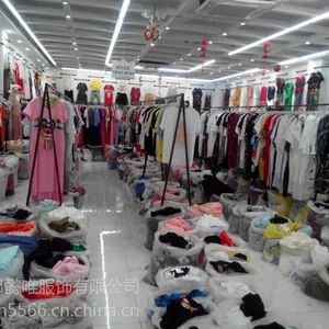 广州品牌折扣女装批发进货渠道大码女装10起