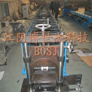 江苏博世杰 高速太阳能支架成型机