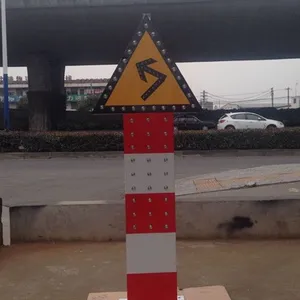 太阳能LED定制警示柱(款式2)