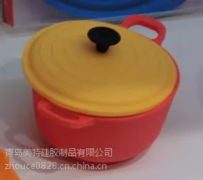 隔热硅胶餐具价格 定制硅胶餐具出口