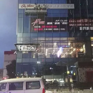 广州幕墙维修.更换幕墙玻璃.幕墙玻璃开窗-广州本佳
