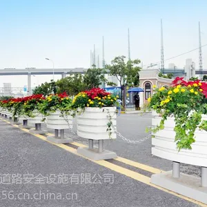 �ӵ�������Χǽ��������·��������ײ��