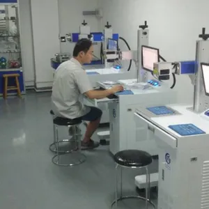 中山天策激光打码机横栏激光刻字机驱动壳激光打标机