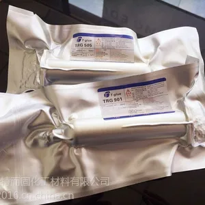 用于为粘接塑料 金属及玻璃的UV固化型 热熔胶901