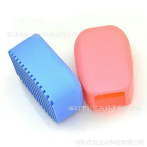 厂家直销 创意 新鲜 新款 时尚 迷你硅胶洗衣板式洗衣刷子