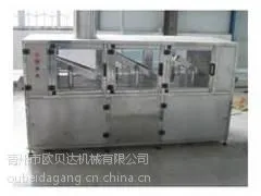 供应葡萄酒三合一灌装机 好用的三合一灌装机供应