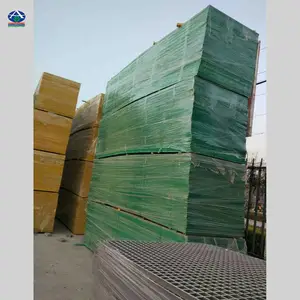 双鸭山园林机械公司 园林绿化上用的马路边的护树板价格是多少?25mm厚的绿色护树板哪里有卖的?