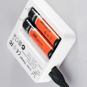 厂家热销新款智能双槽18650充电器 手机充电器批发