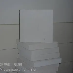 富威重工供应新型混凝土砖块机设备,小型石灰土制砖机价格,图片