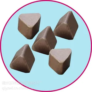 咖啡色高铝瓷三角研磨石,厂家供应氧化铝抛光磨块石,抛光磨料批发销售