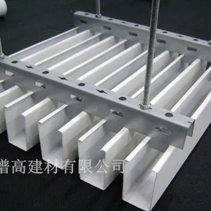 广州滚涂铝方通