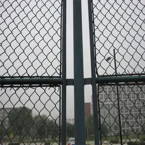 勾花护栏网 边坡防护网 体育场围网