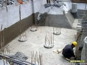 ������ŷ�Ϳ˷�ˮ��©��˾�ҿ��У�ʵ����������б��ϣ�