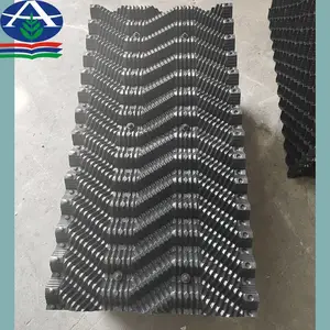 王忠华养黄鳝的两个密招 工厂化恒温大棚 人工鳝巢塑料片 河北华强