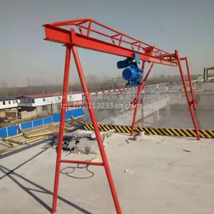 长期供应 建筑用直滑式小型吊机 四柱吊运机 明工吊运机