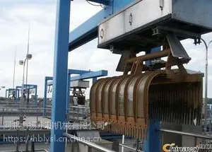 移动抓斗式清污机 品牌:河北力扬水利 启闭机闸门