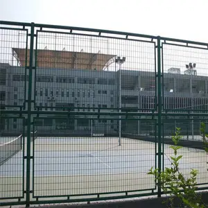 球场护栏施工 篮球场围栏网安装 室外球场护栏