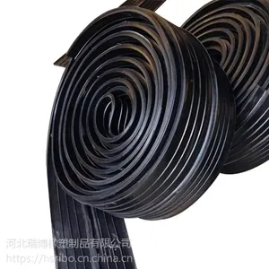 653型中埋橡胶止水带
