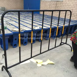 成都路百全铁马移动护栏 铁马临时护栏