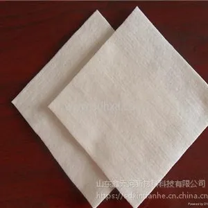 土工布200g鑫天河聚酯纤维养护复合布无纺两布一膜山东厂家直销