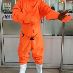 �����