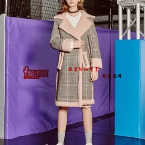 武汉颜可可品牌折扣公司大量批发折扣女装/加末精品女装大量到货