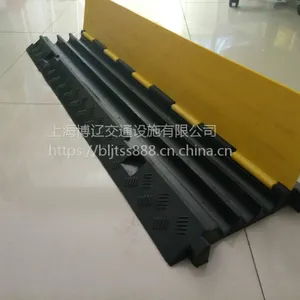 �Ϻ�չ�����߰� PVC���߲۰���ٴ� ��̨���߰�